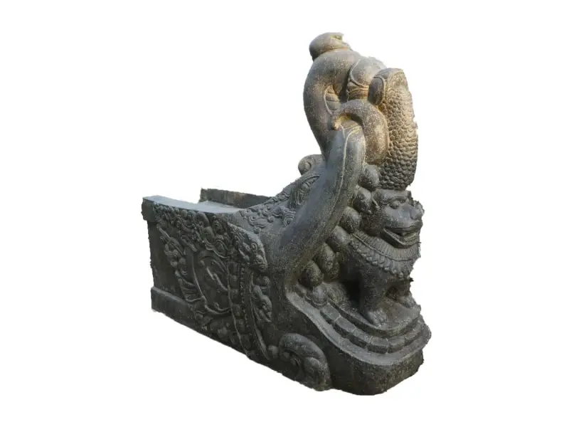 Product image 1 of the product “Makara, 100cm high. Cast stone with antique finish, handmade rework. ”